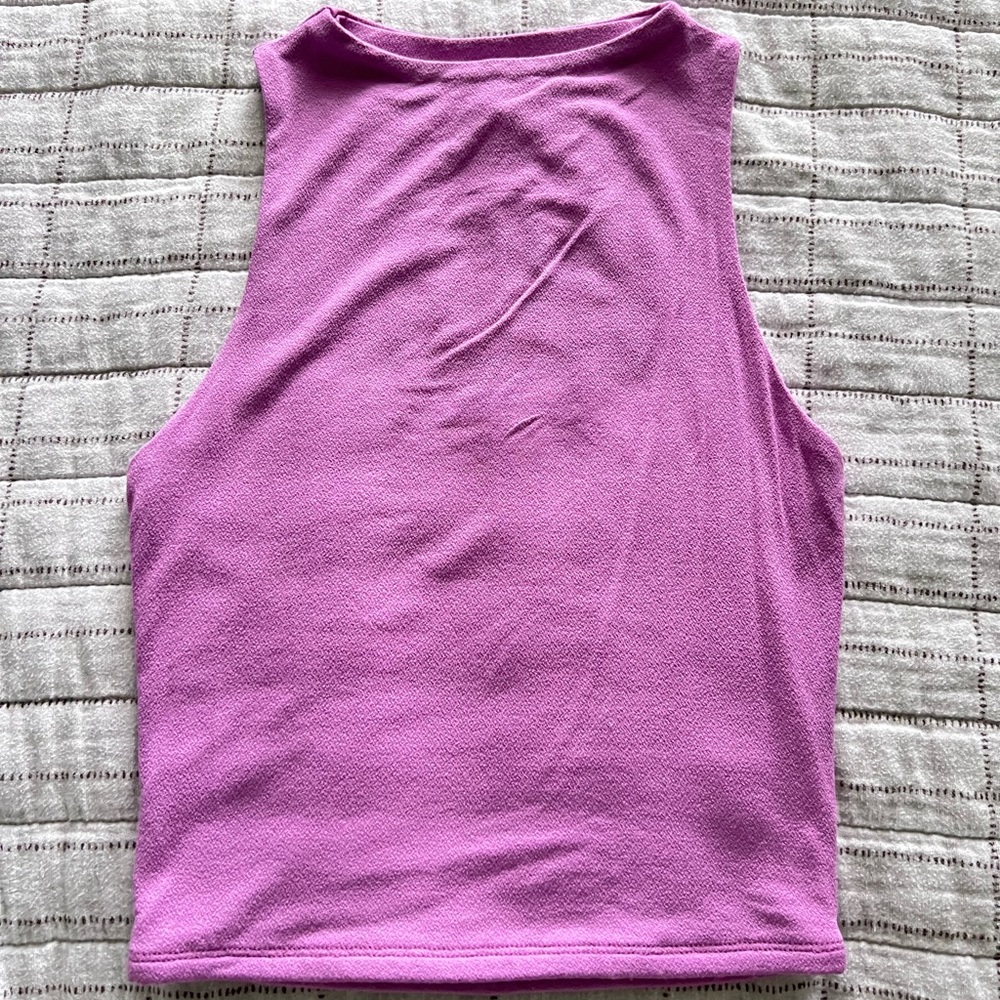 Cropped tank